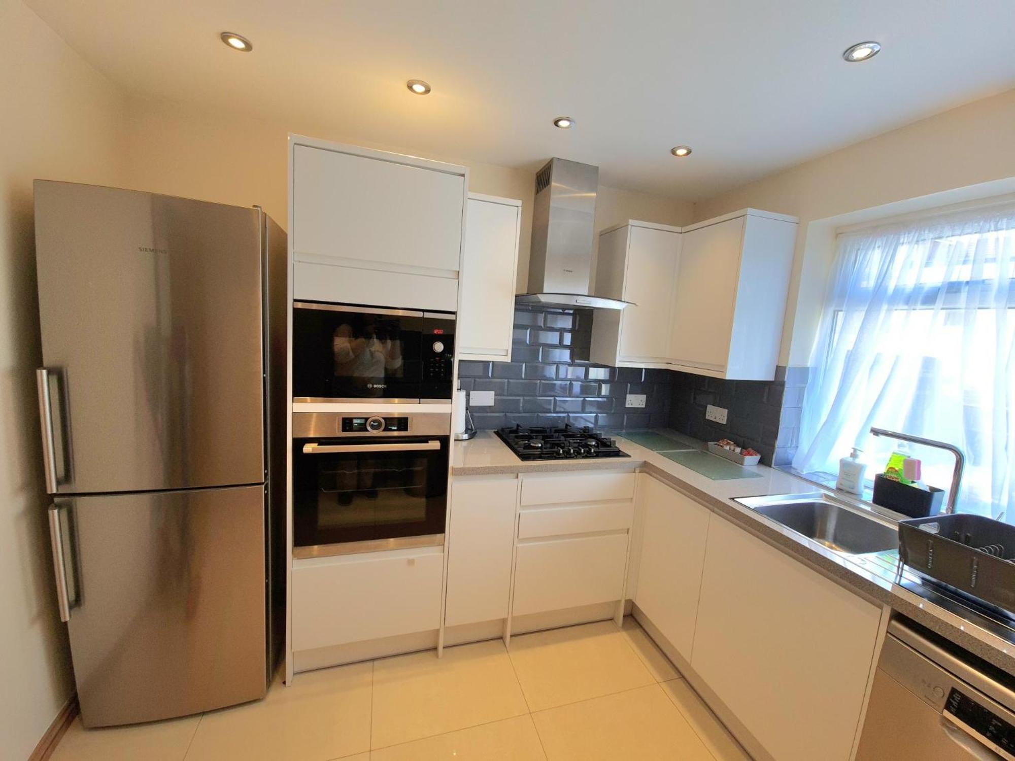 London Luxury 2 Bedroom Flat Sleeps 8 Free Parking East Barnet Exterior photo